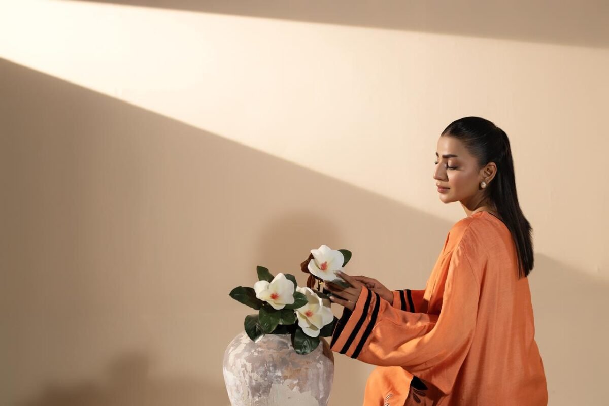 Tangerine Flora 4 Coral Muse