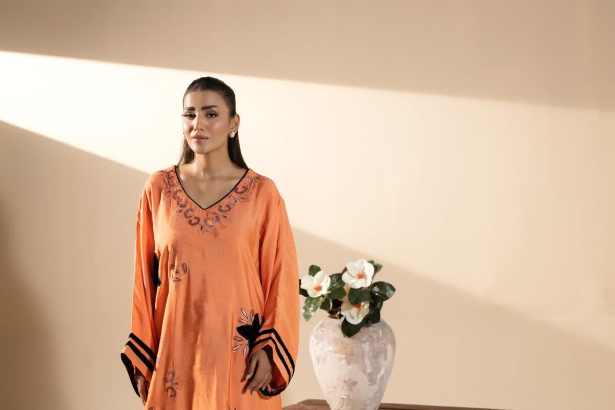 Tangerine Flora 7 Coral Muse